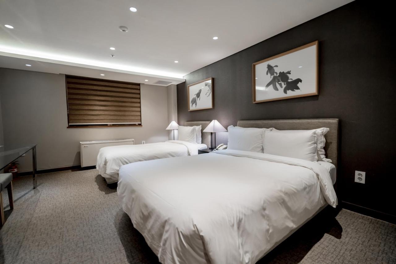 Oriens Hotel & Residences Myeongdong Seoul Exterior foto