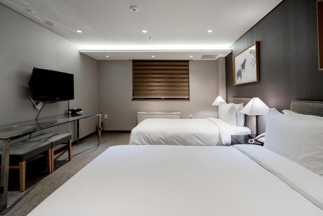 Oriens Hotel & Residences Myeongdong Seoul Exterior foto