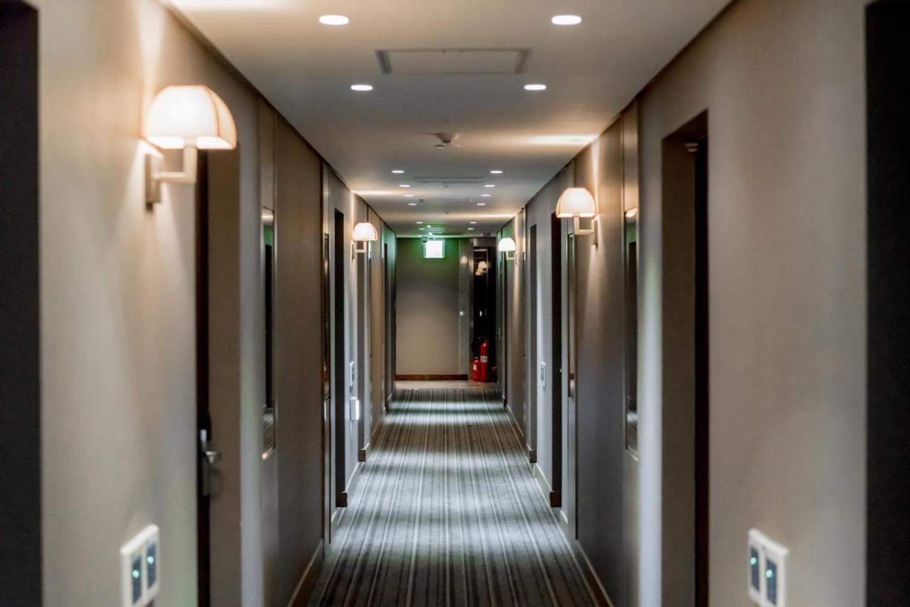 Oriens Hotel & Residences Myeongdong Seoul Exterior foto