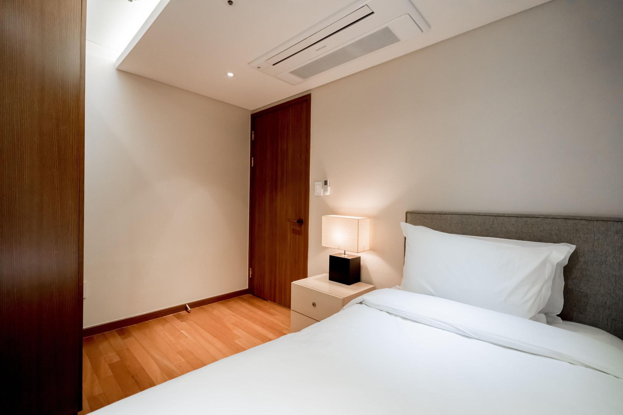 Oriens Hotel & Residences Myeongdong Seoul Exterior foto