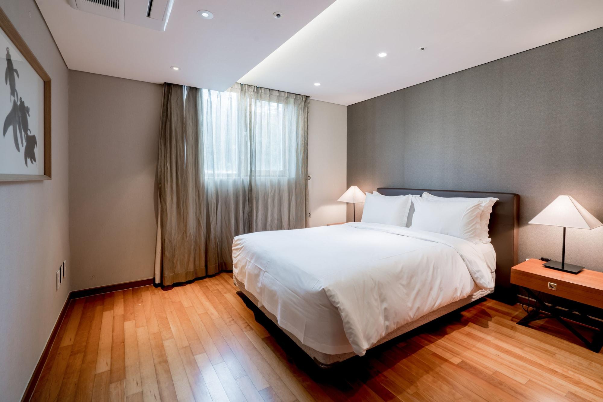 Oriens Hotel & Residences Myeongdong Seoul Exterior foto