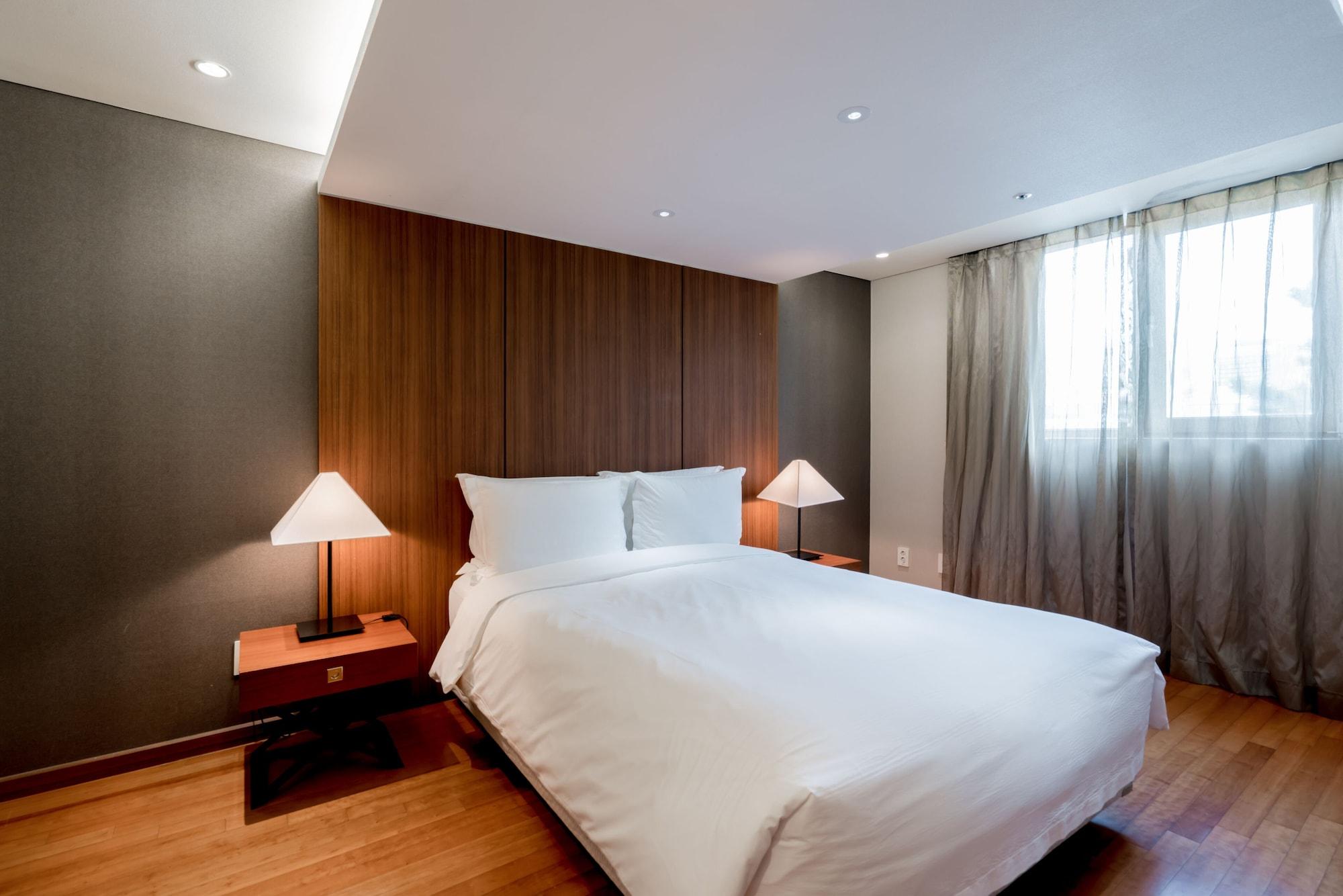 Oriens Hotel & Residences Myeongdong Seoul Exterior foto